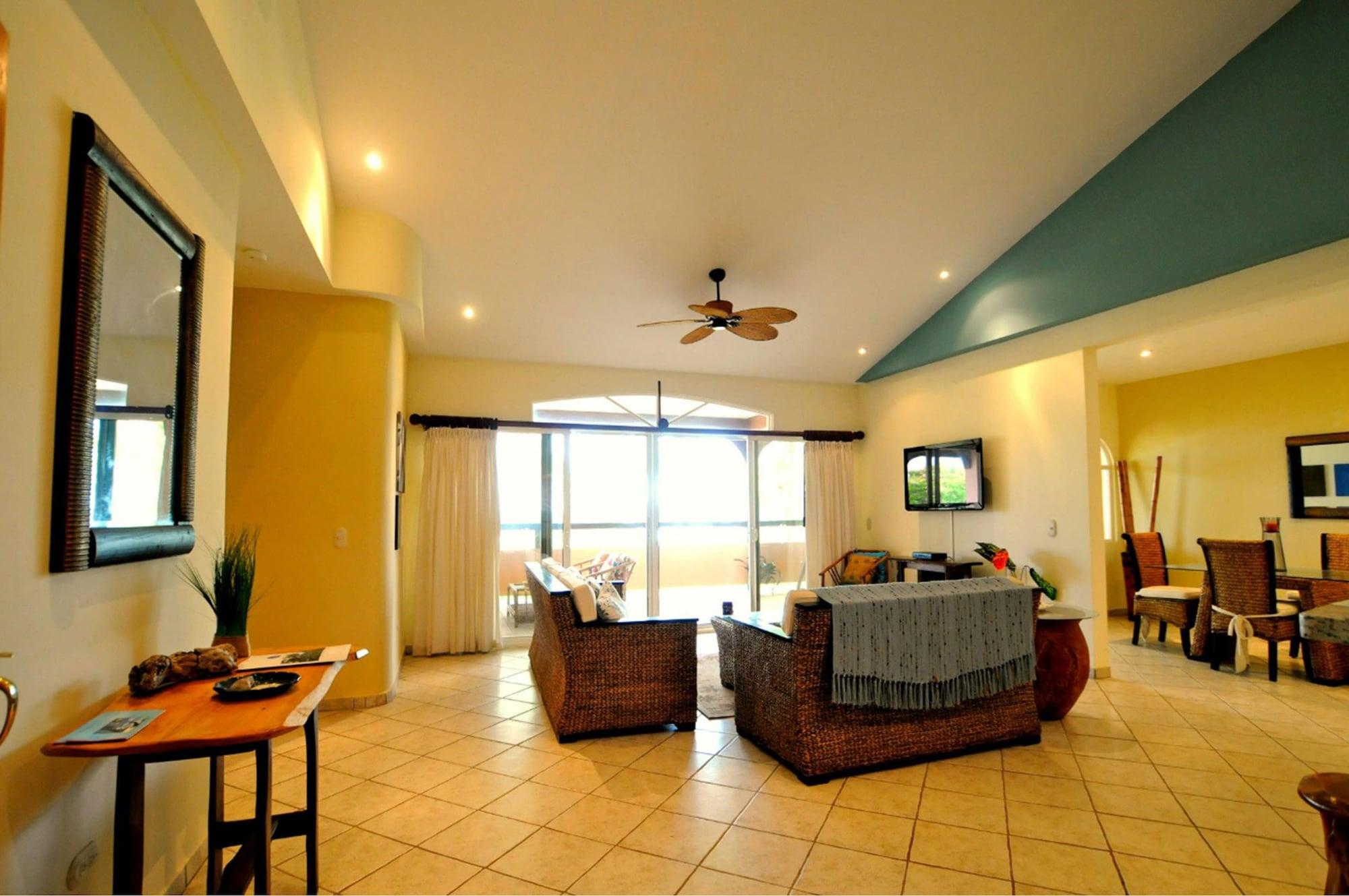 Cocomar Beachfront Hotel